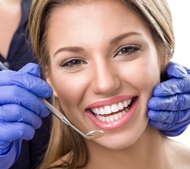 Gladstone Teeth Whitening at Dentist